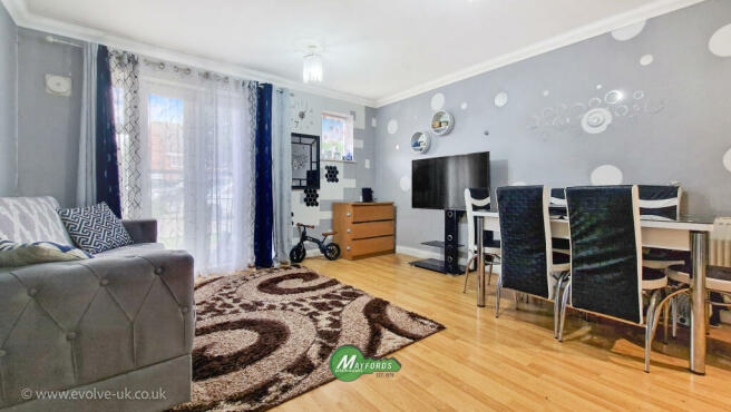 2 bedroom Flat for sale