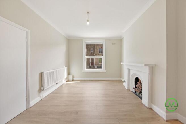 Modern Two Bedrooms Flat