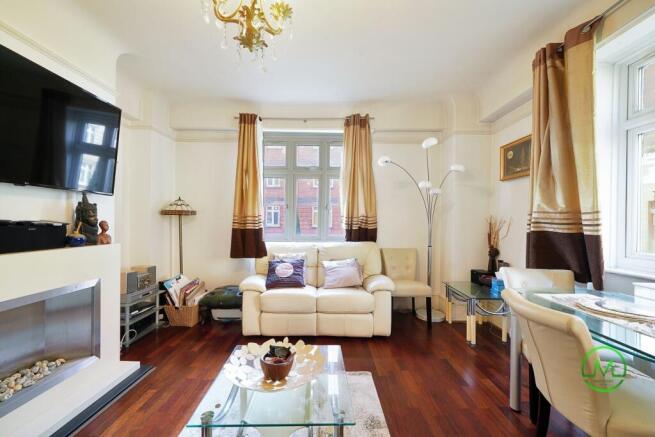 Ground Floor Three Bedroom Flat