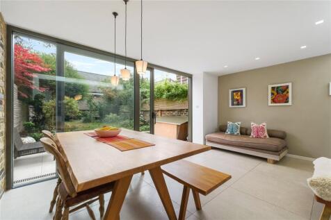 Lawford Road, De Beauvoir, London, N1