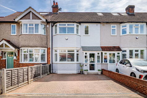 Tennyson Avenue, New Malden