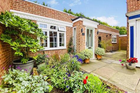 Wolsey Way, Syston, LE7