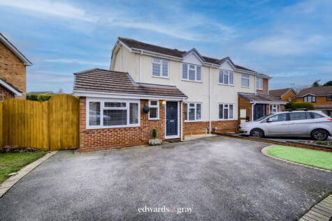 Deanbrook Close, Monkspath, Solihull, B90 4XS