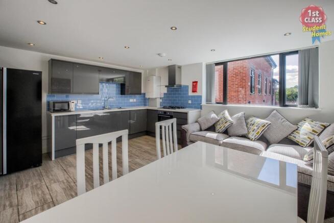 Kitchen/Living Room