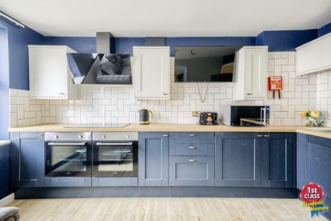 Kitchen/ LR