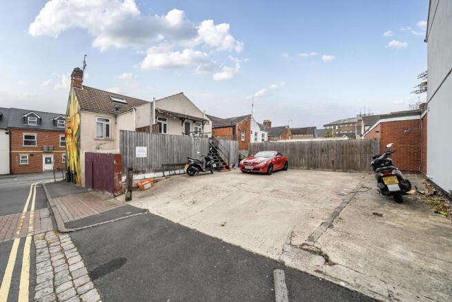 13627701268e90c82703cc