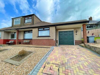 Chequers Avenue, Lancaster - Dormer Bungalow, Ground Floor Bedroom & Shower Room