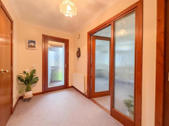 Entrance/Hallway