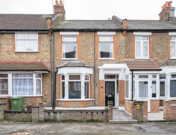 Royston Avenue E4
