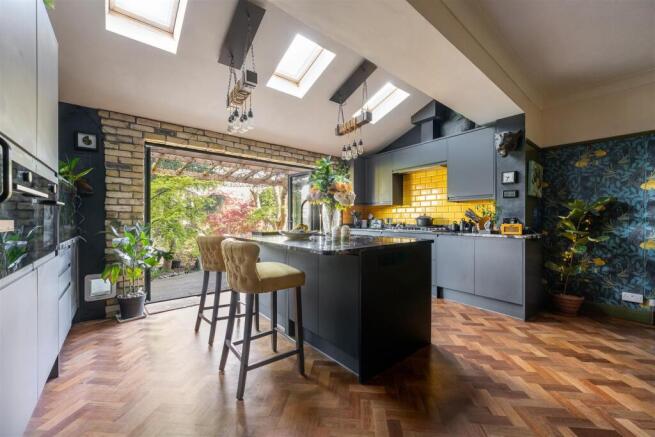 Elmfield Road, E4