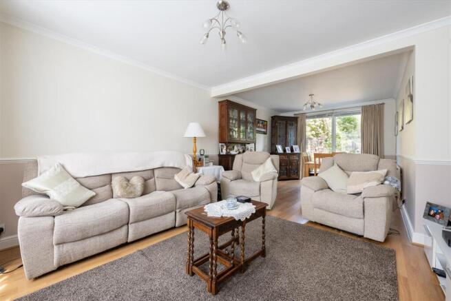 Coolgardie Avenue E4