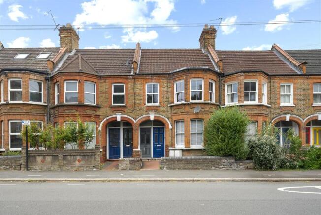 Chingford Lane, E4
