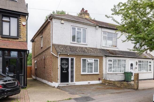 Sinclair Road, E4