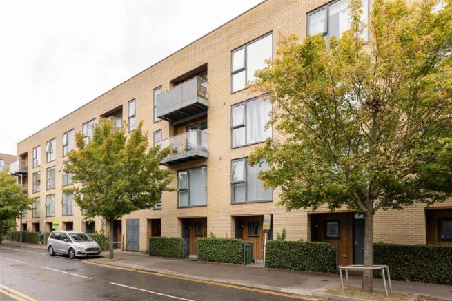 Furrow House E4