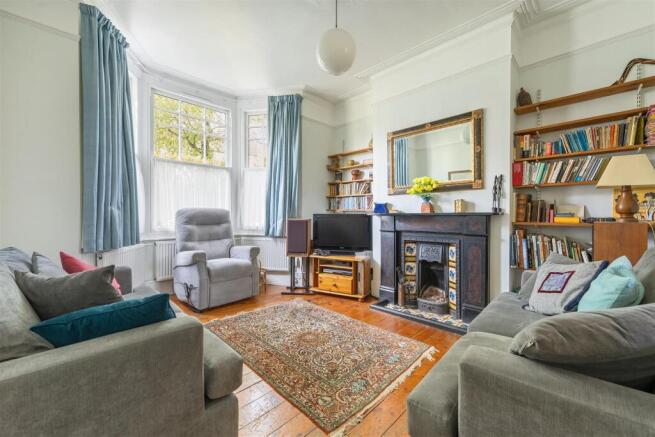 Dongola Road N17