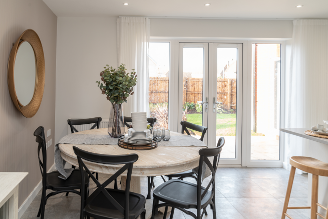 Similar Show Home 