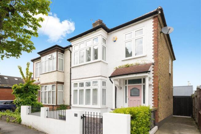 74 Holme Lacey Road - yUiIjlaFGoUCF01g0Eax.jpg