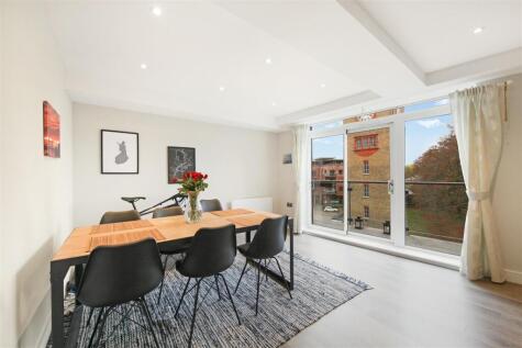 Kingswood Court, Hither Green