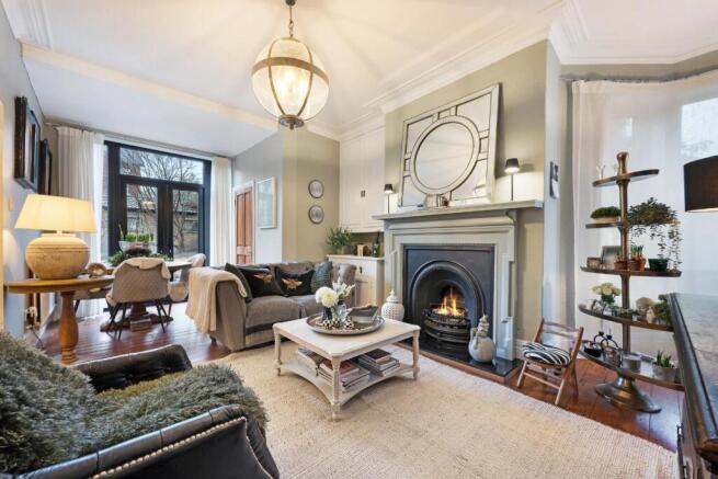 32 Cyprus Street HDR-21.jpg