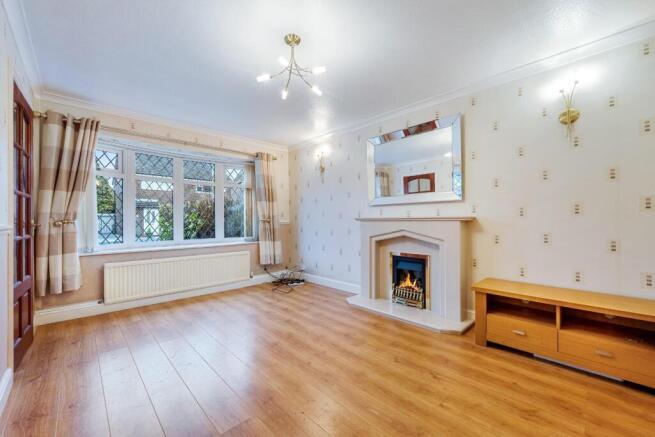 156 Thornham Drive HDR-24.jpg