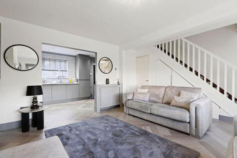 Jubilee Terrace, Johnstone, PA5