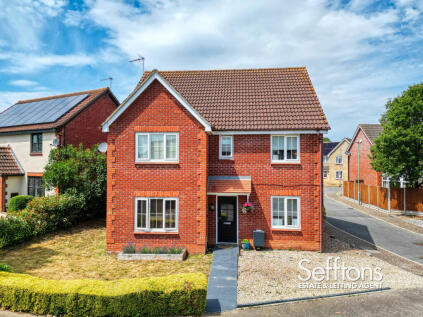 Lynn Close, Thorpe St Andrew, Norfolk, NR7 0WY, Norwich