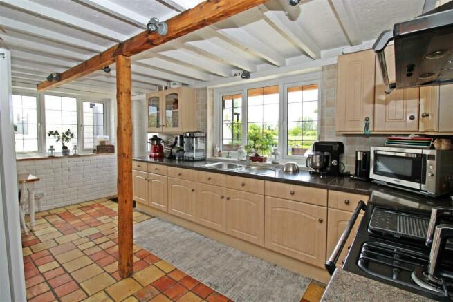 Kitchen/Dining Room