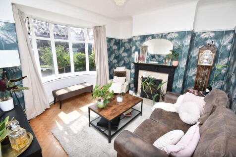 Beaconsfield Crescent, Widnes, WA8 9HP