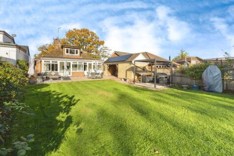 Sandyhurst Lane, Ashford, TN25 4