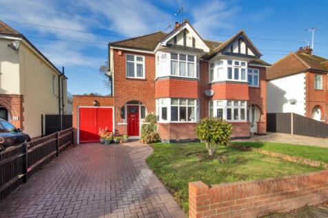 Milton Hall Road, Gravesend, Kent, DA12