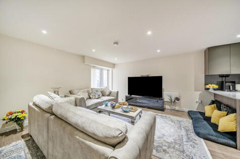 Beaufort Square, Beaufort Park, Colindale, NW9