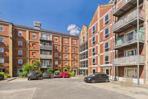 School Lane, Mistley