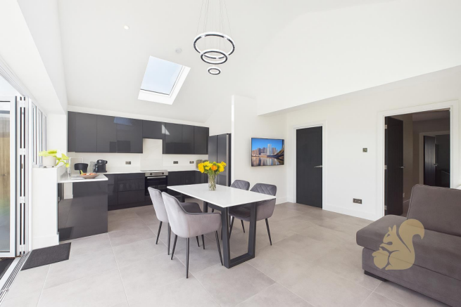 ChatGPT Image Sep 25, 2025, 03_49_45 PM.png