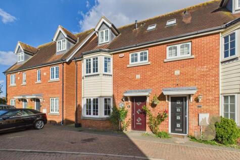 Woden Avenue, Stanway