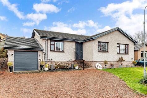 2 Kingsknowe Gardens, Galashiels
