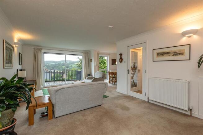 5 Leaderdale Crescent Earlston 14.JPG