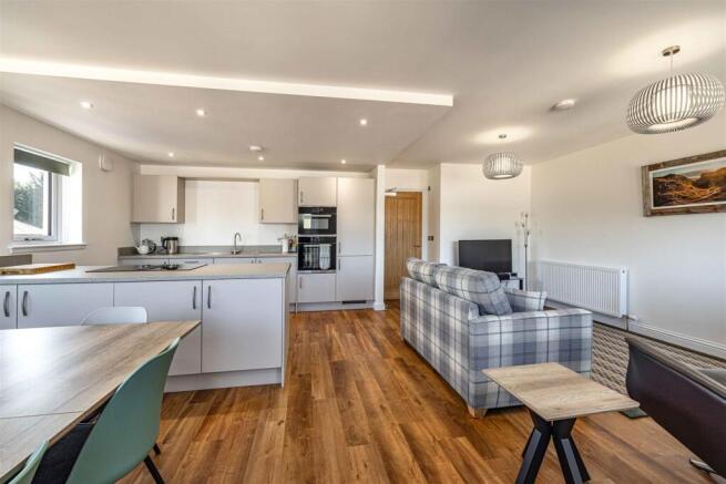 7 West Grove Apartments Melrose Low Res 16.JPG