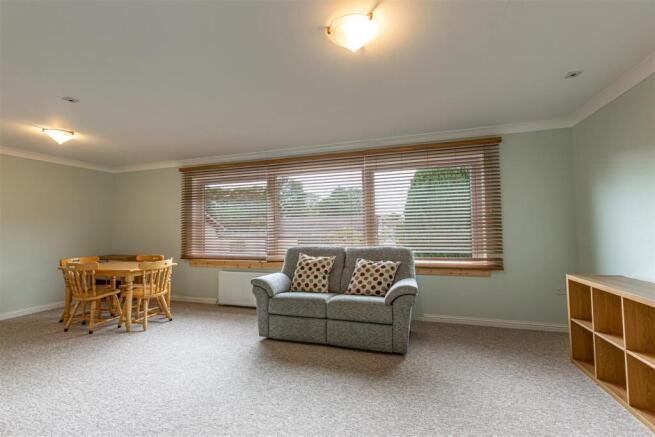 1 Robert Court Galashiels 13.JPG