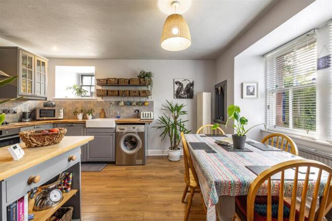 Townhead Farmhouse Newstead 08.jpg