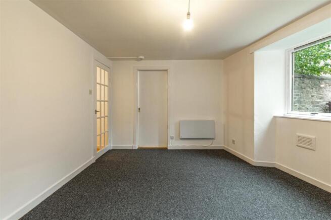 2 East Mill Bridge Street Galashiels 11.JPG