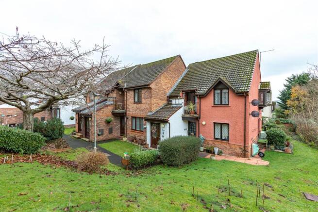 56 Kingsknowes Village Galashiels 03.JPG