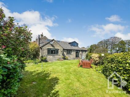 White Wells Road, Scholes, Holmfirth, West Yorkshire, HD9