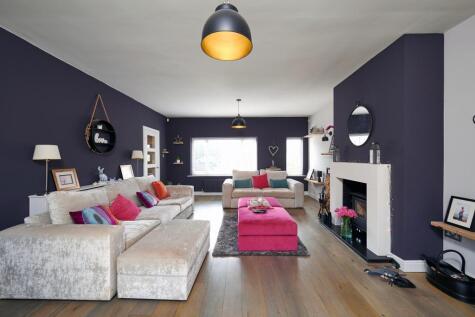 Castleway, Hale Barns, WA15 0AD