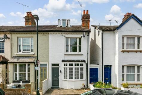 Alton Road, London, TW9