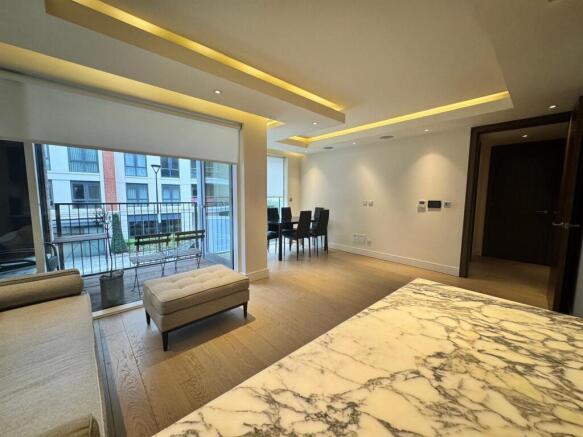 WhatsApp Image 2025-10-15 at 15.05.04 (9).jpeg