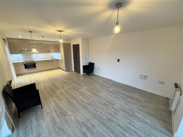 WhatsApp Image 2025-11-24 at 16.23.43 (3).jpeg