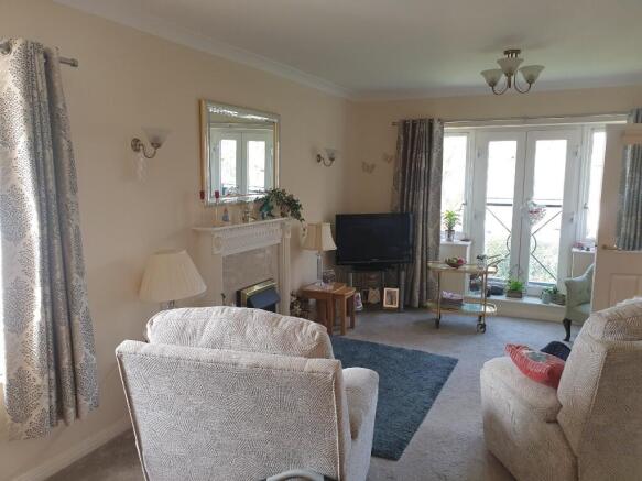 Flat 17
