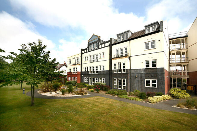 Montrose Court
