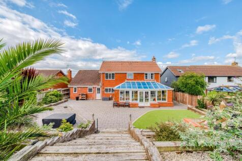 Lakeland Drive, Lowestoft