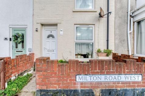 Milton Road West, Lowestoft